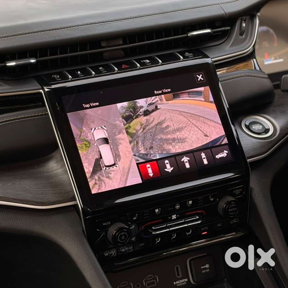 Jeep Grand Cherokee Limited (o) 4x4 At, 2023, Petrol