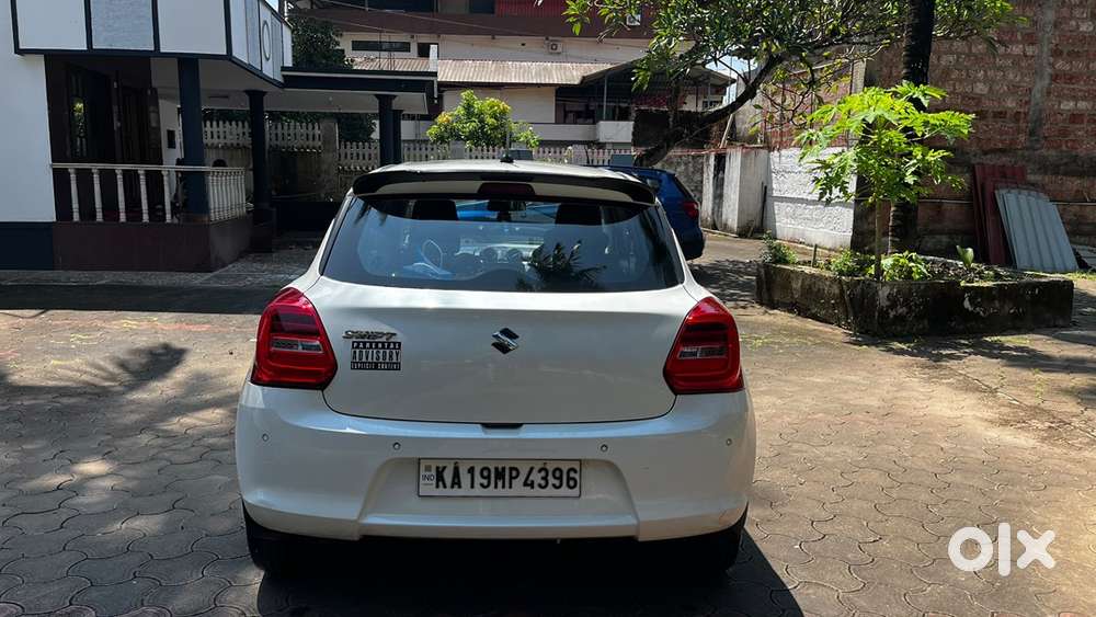 Maruti Suzuki Swift Petrol 2024