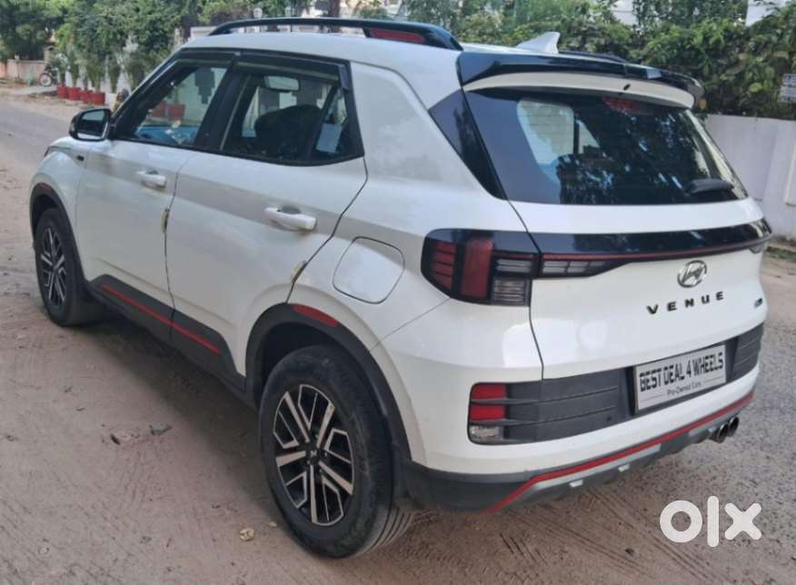 Hyundai Venue N Line N8 Dct Dual Tone, 2022, Petrol