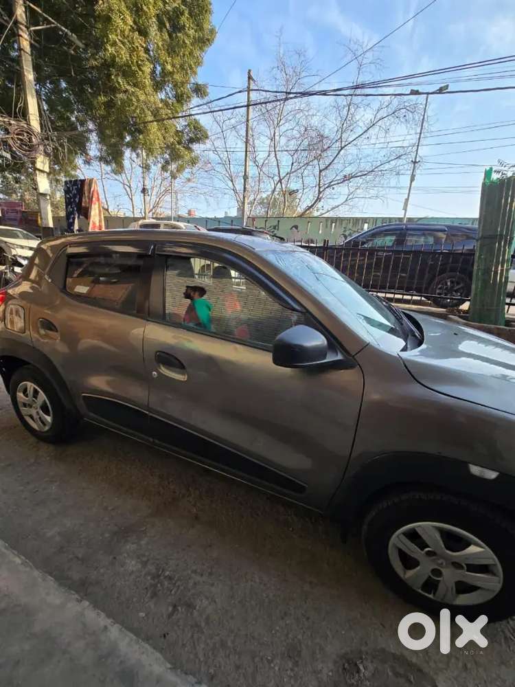 Renault Kwid Good Condition 2016 Model 10200 Km On Records