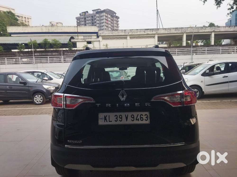 Renault Triber Rxz Easy-r Amt, 2025, Petrol