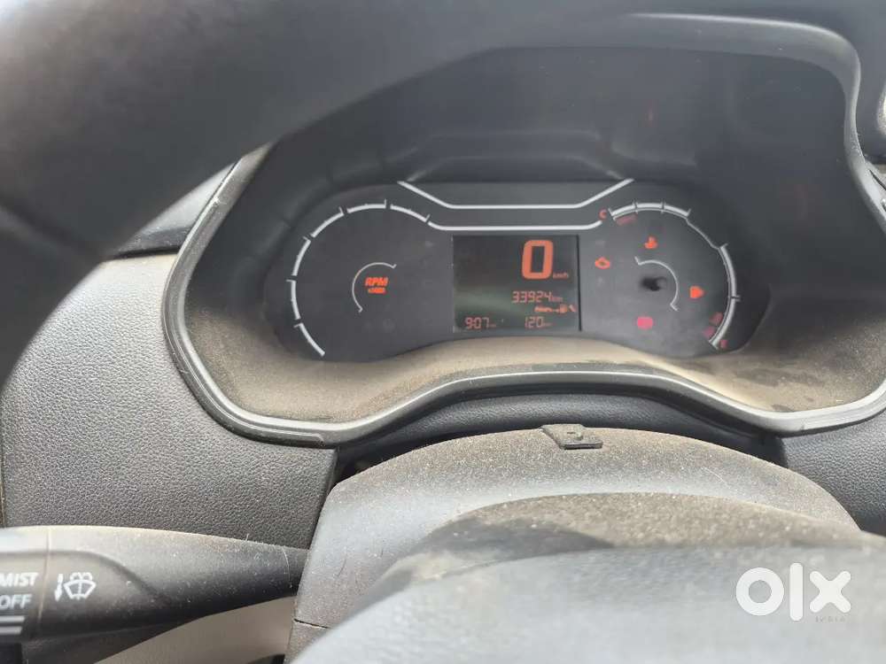 2020 Renault Triber Rxe