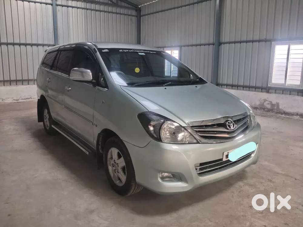 Toyota Innova 2.5v  2005