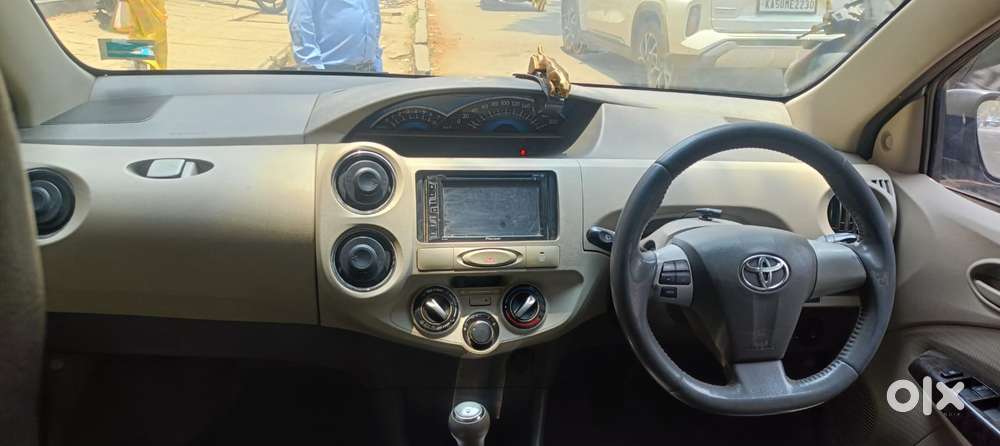 Toyota Etios Liva 1.2 Vx, 2016, Petrol