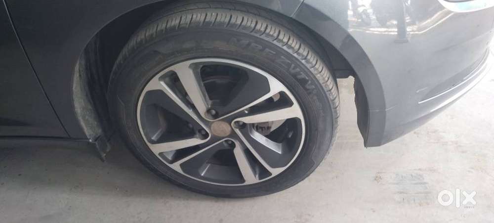 Tata Altroz 1.2 Xz Plus Petrol, 2022, Petrol