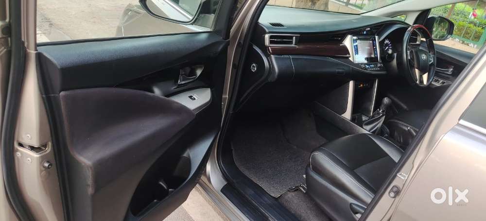 Toyota Innova Crysta 2.4 Vx Mt, 2018, Diesel