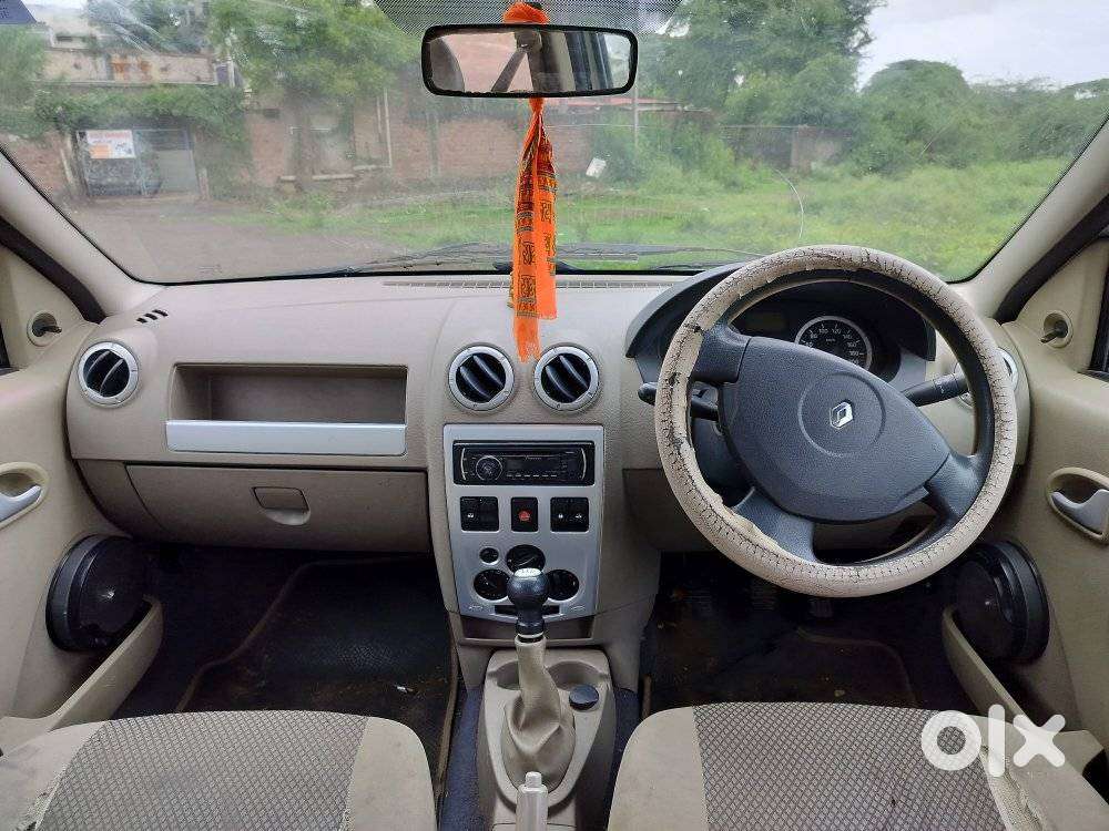 Mahindra Renault Logan Edge 1.4 Glx, 2009, Petrol