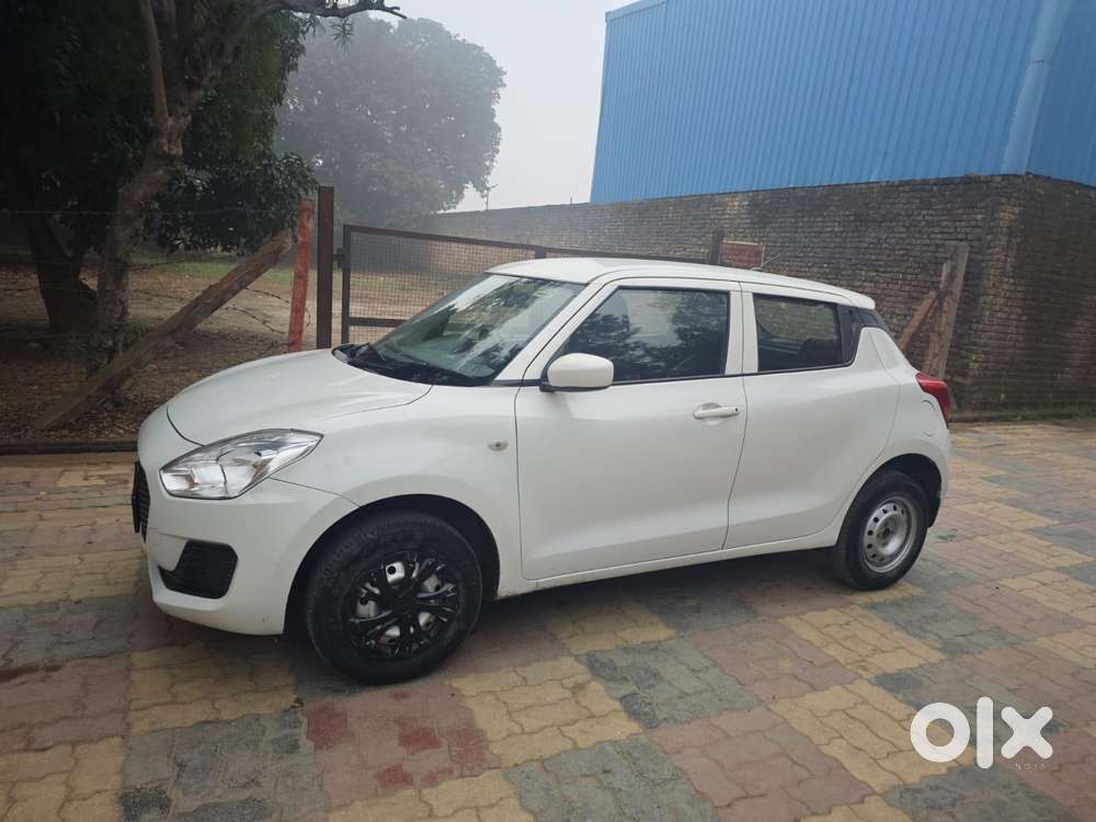 Maruti Suzuki Swift Lxi Optional-o, 2019, Petrol