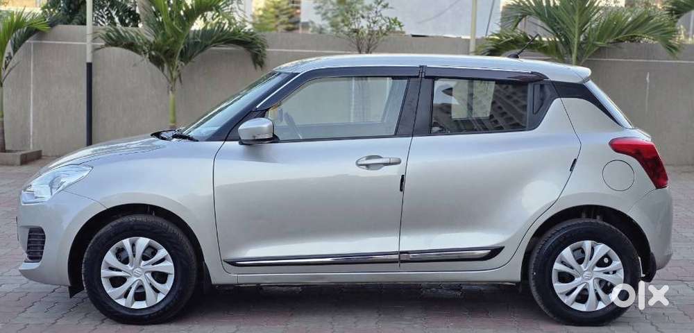 Maruti Suzuki Swift Vxi Cng, 2023, Petrol