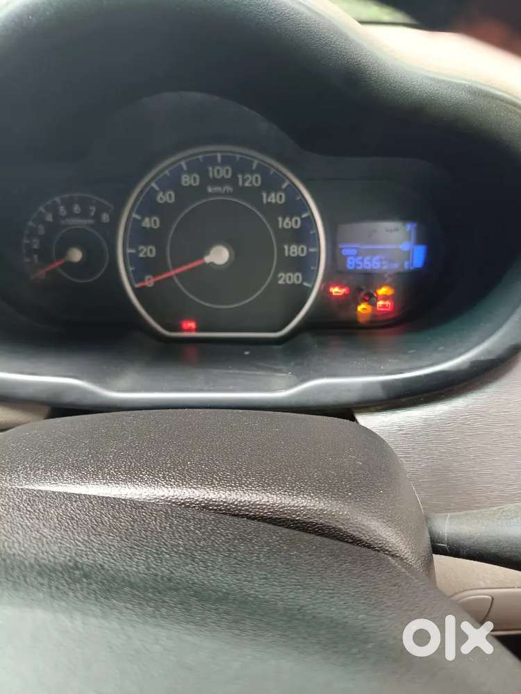 Hyundai I10 2013 Petrol 85000 Km Driven