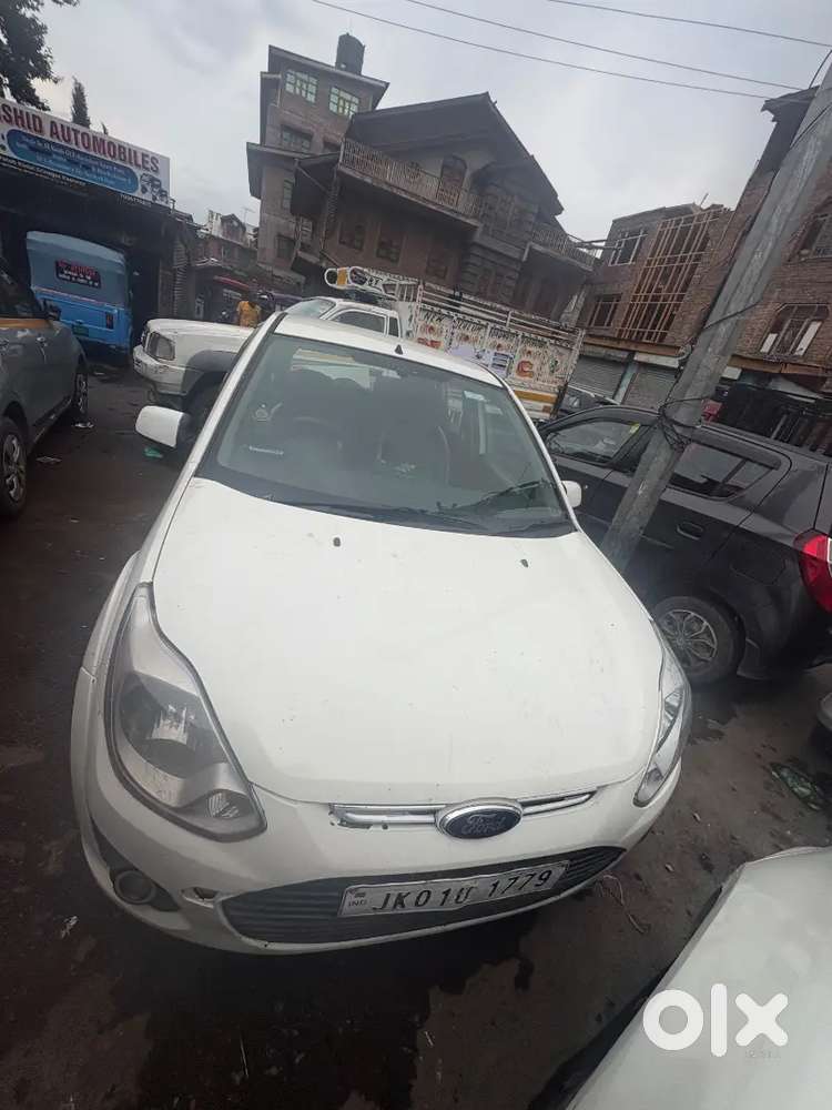 Ford Figo Diesel Zxi 2013