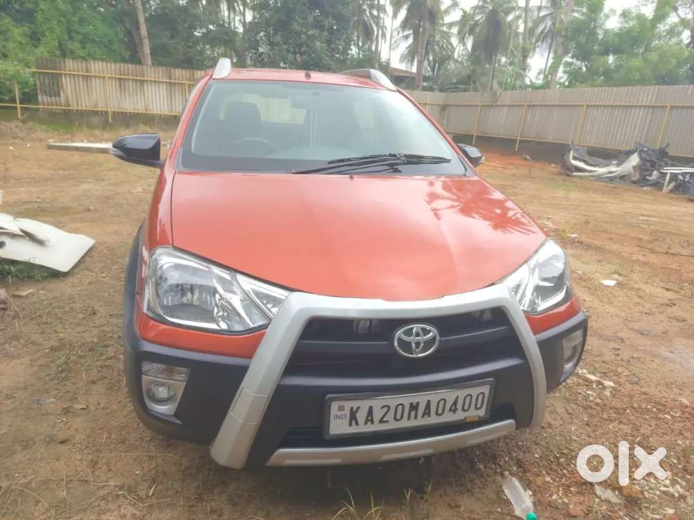 Toyota Etios Cross G 2014