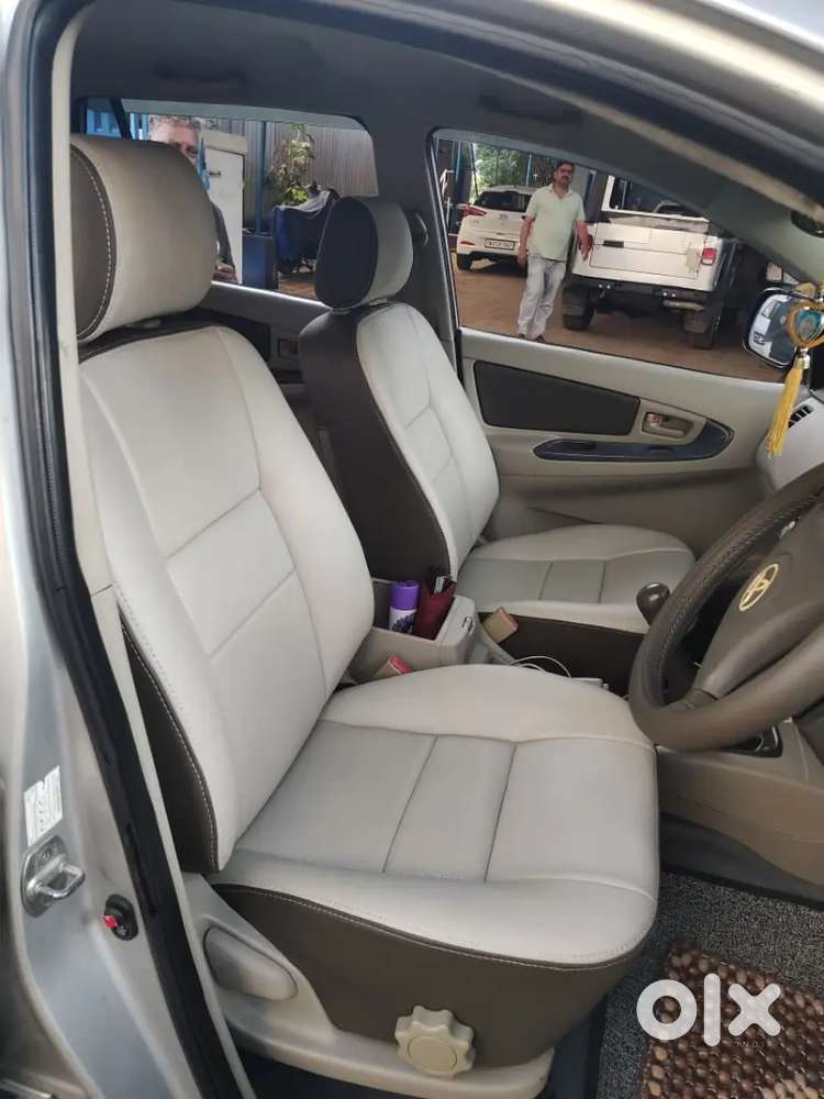 Toyota Innova Diesel 2011