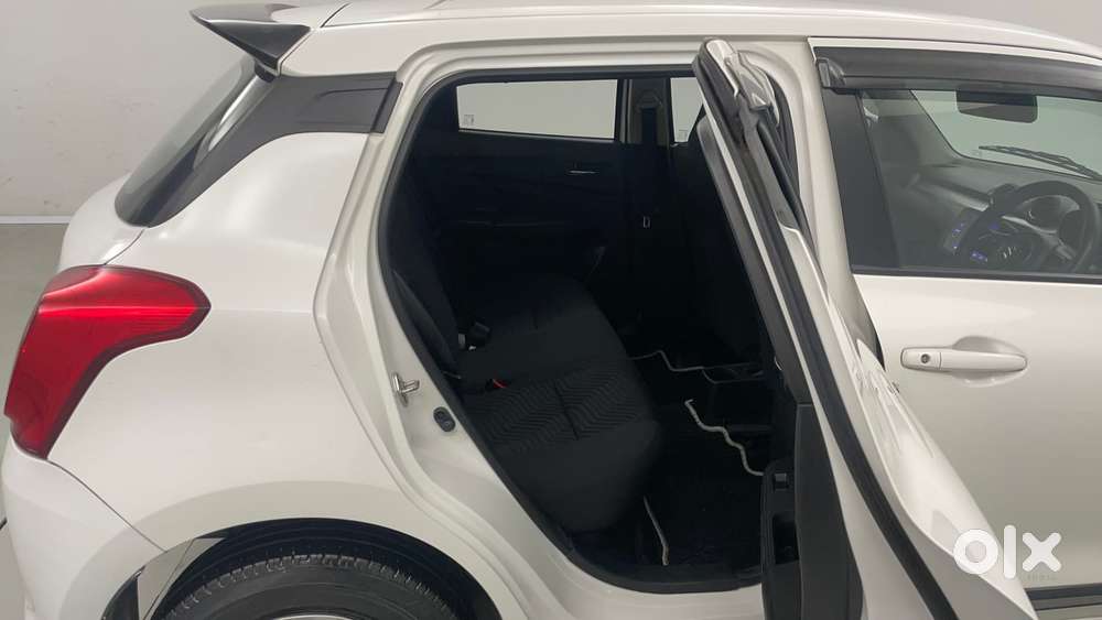Maruti Suzuki Swift Amt Vvt Vxi, 2022, Petrol