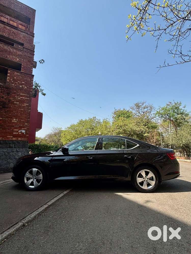 Skoda Superb Style 1.8, 2019, Petrol