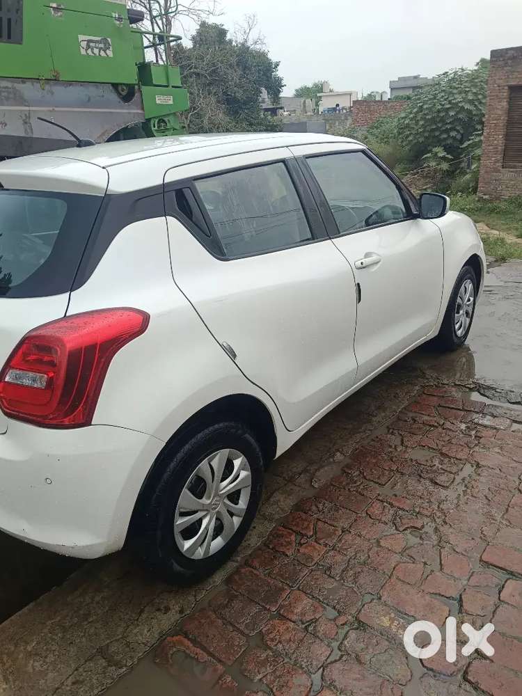 Maruti Suzuki Swift Vxi Ags 2023
