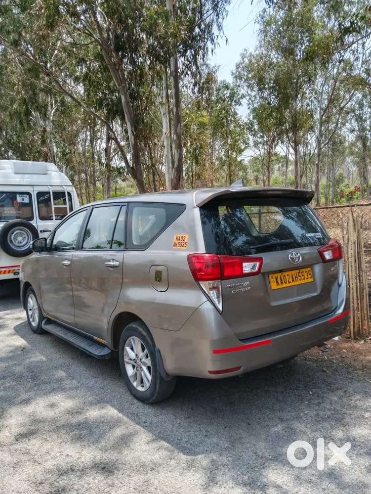 Toyota Innova Crysta 2020