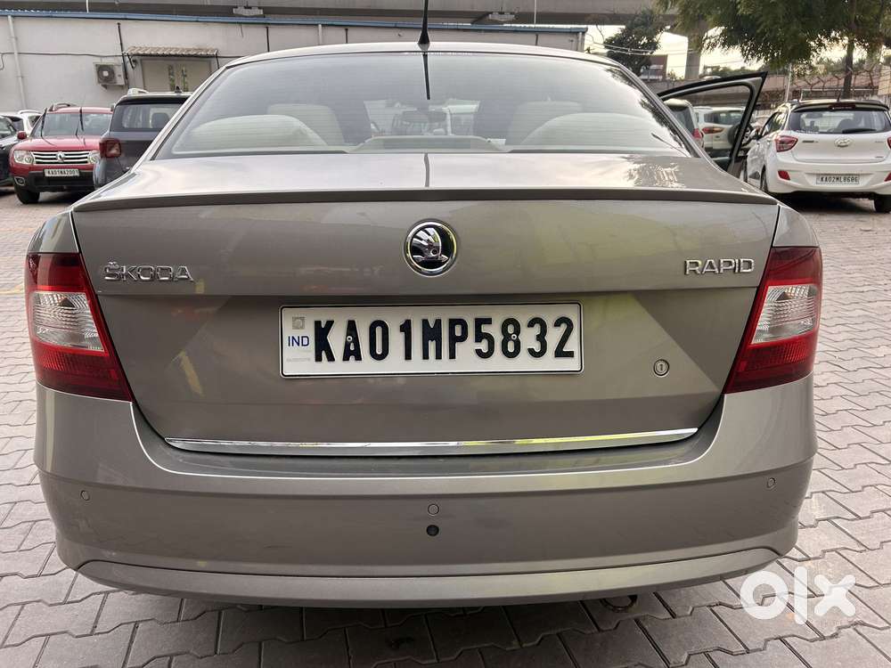 Skoda Rapid 1.6 MPI Style, 2017, Petrol