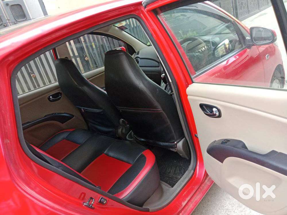 Hyundai I10 Sportz At, 2011, Petrol