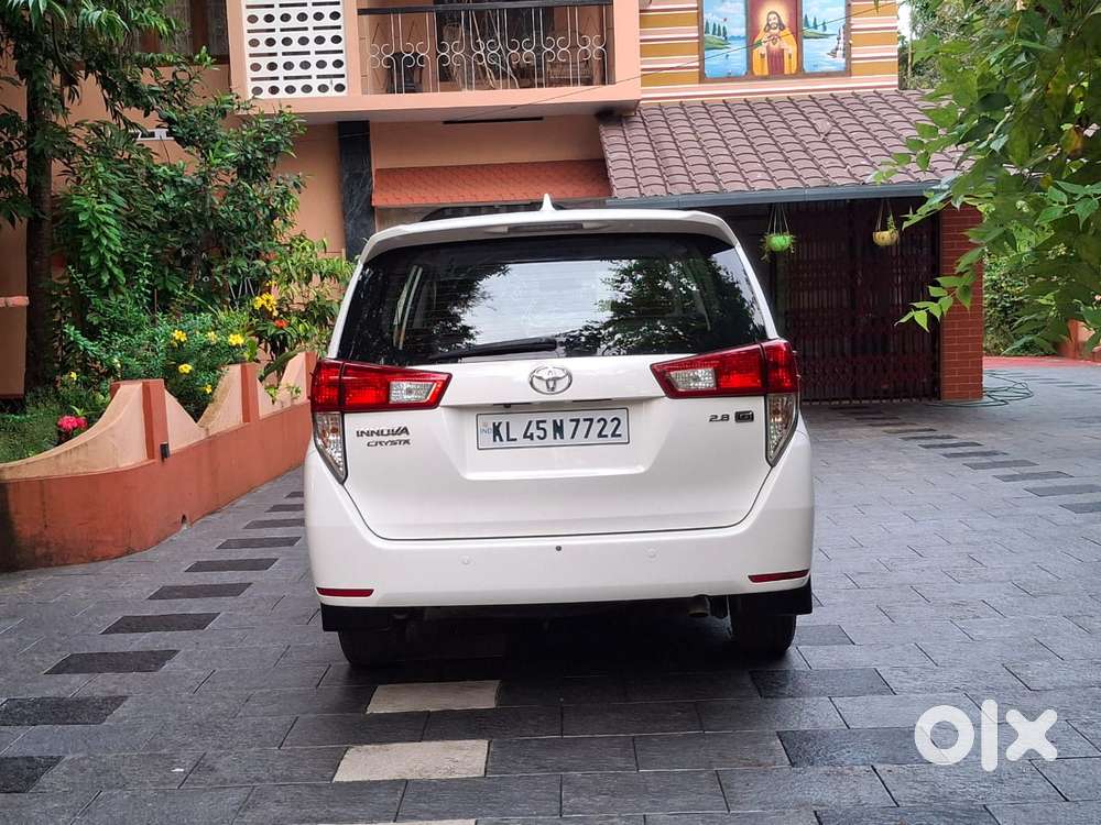 Toyota Innova Crysta 2.8 Gx At, 2016, Diesel