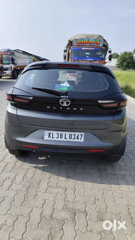 Tata Altroz 2024 Petrol 19907 Km Driven