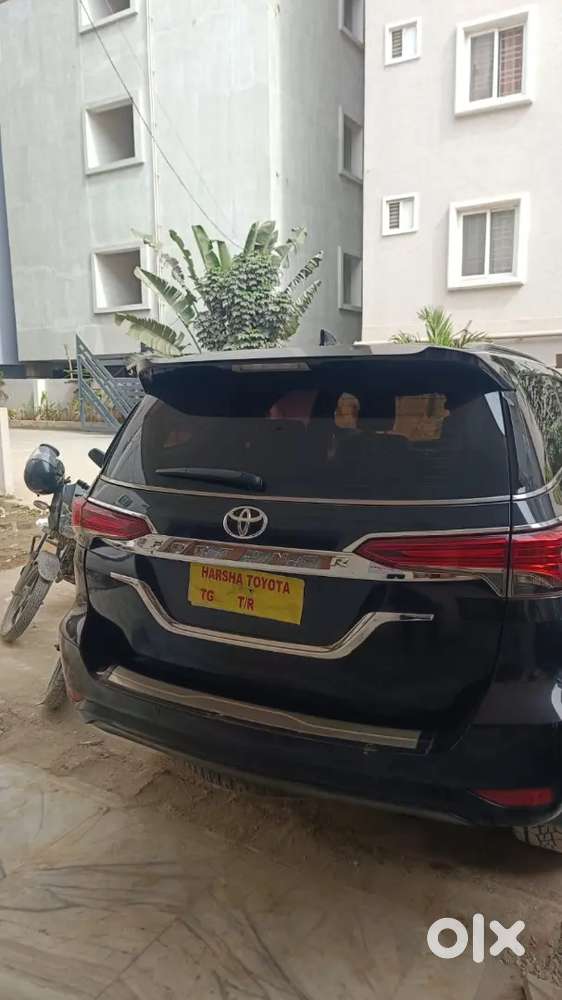 Toyota Fortuner Diesel 100000 Km Driven Im Is Dealer