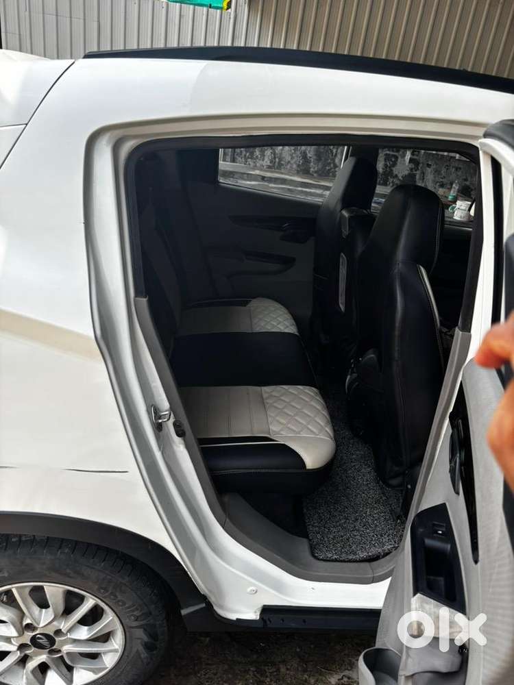 Mahindra Kuv 100 2016 Diesel , Well Maintained  Good Mileage