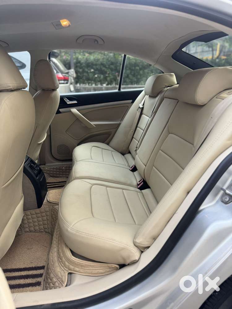 Skoda Laura 1.8 Tsi Ambiente, 2012, Petrol