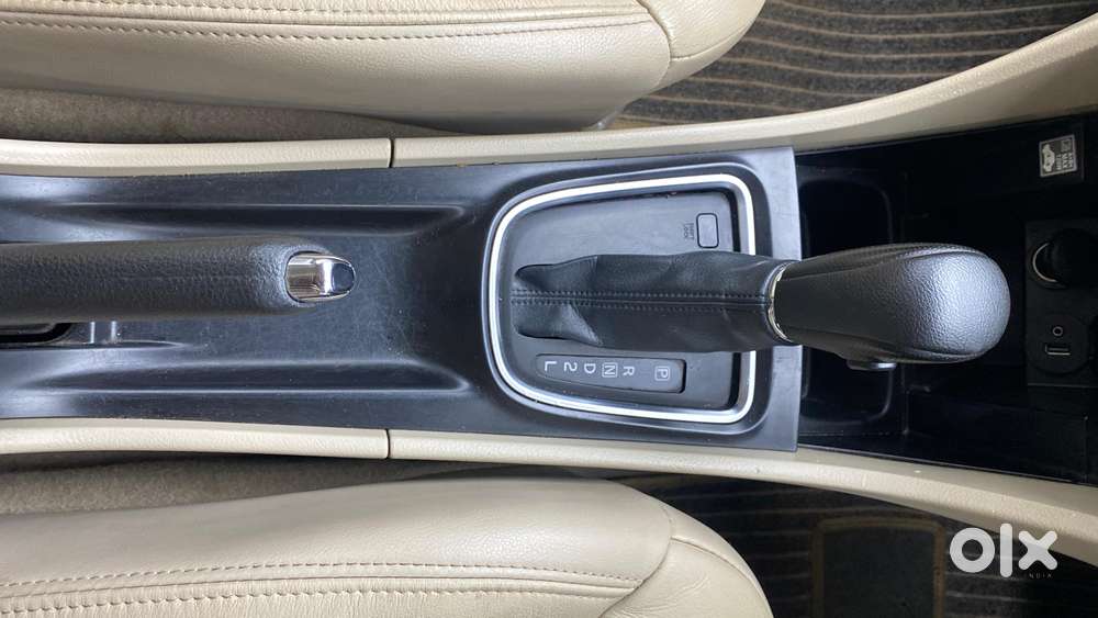 Maruti Suzuki Ciaz 1.5 Alpha Shvs Petrol, 2021, Petrol