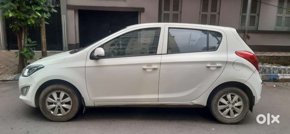 Hyundai I20 Sportz 1.2 Bs-iv, 2013, Petrol