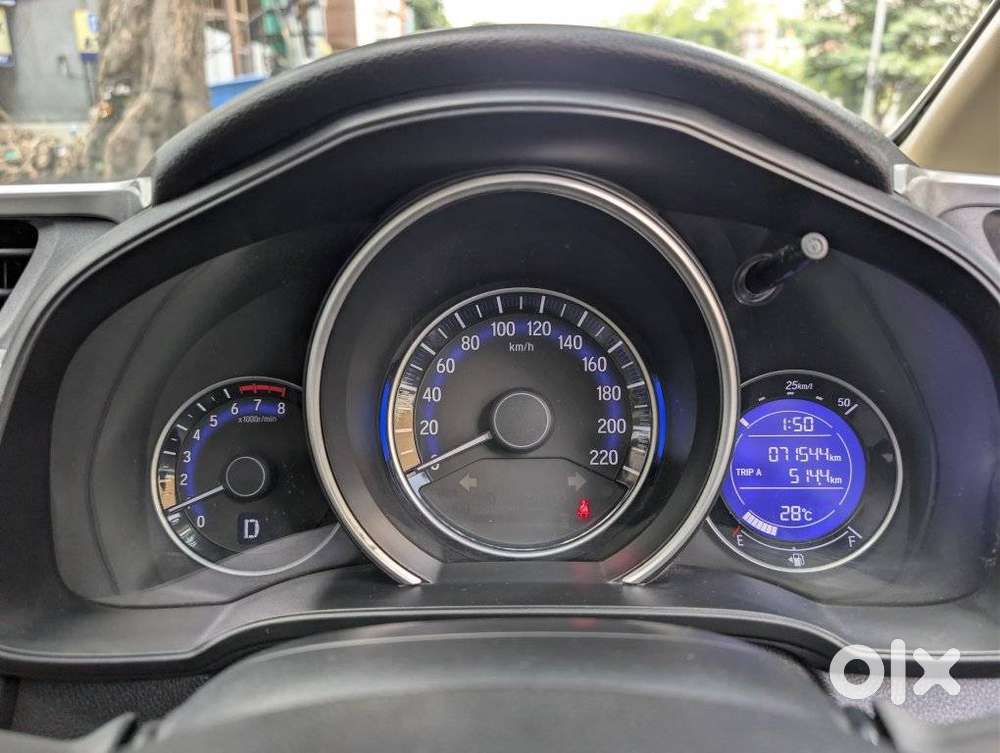 Honda Jazz V Automatic, 2015, Petrol