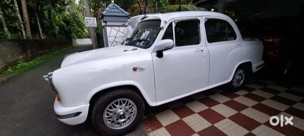 Ambassador Grand Petrol 2010 For Sale