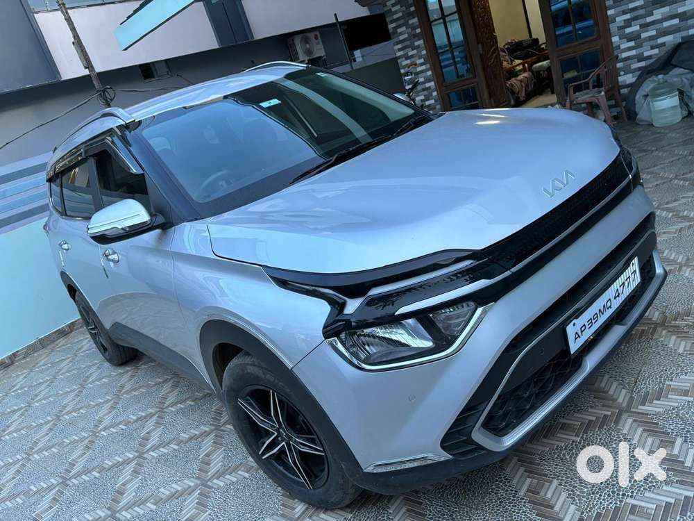 Kia Carens 1.4 Prestige 7 Str, 2023, Petrol