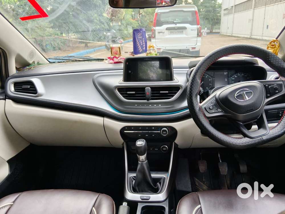 Tata Altroz Xz, 2023, Petrol
