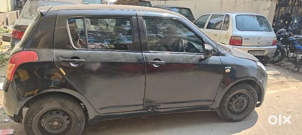 Maruti Suzuki Swift 2000 Diesel 11000 Km Driven