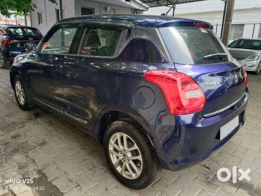 Maruti Suzuki Swift Amt Zxi, 2018, Petrol