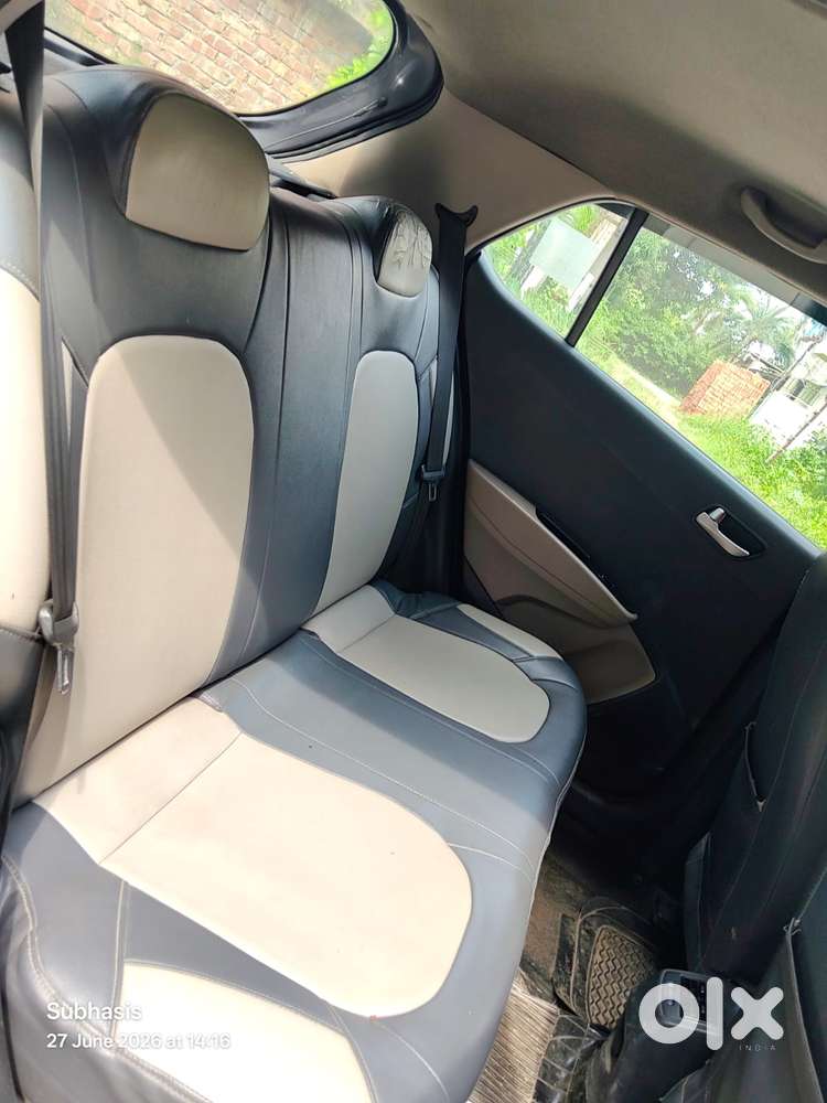 Hyundai Grand I10 Sportz, 2015, Petrol