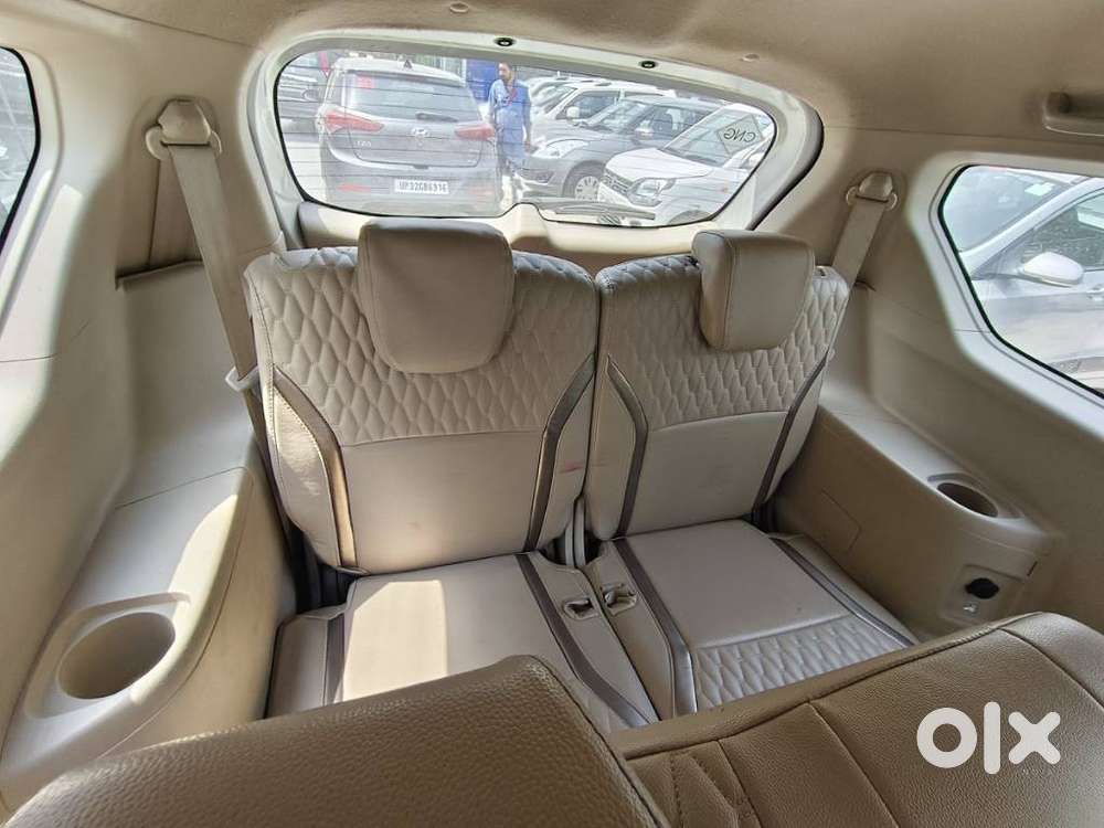 Maruti Suzuki Ertiga Zxi (o) Cng [2022-2023], 2022, Cng & Hybrids