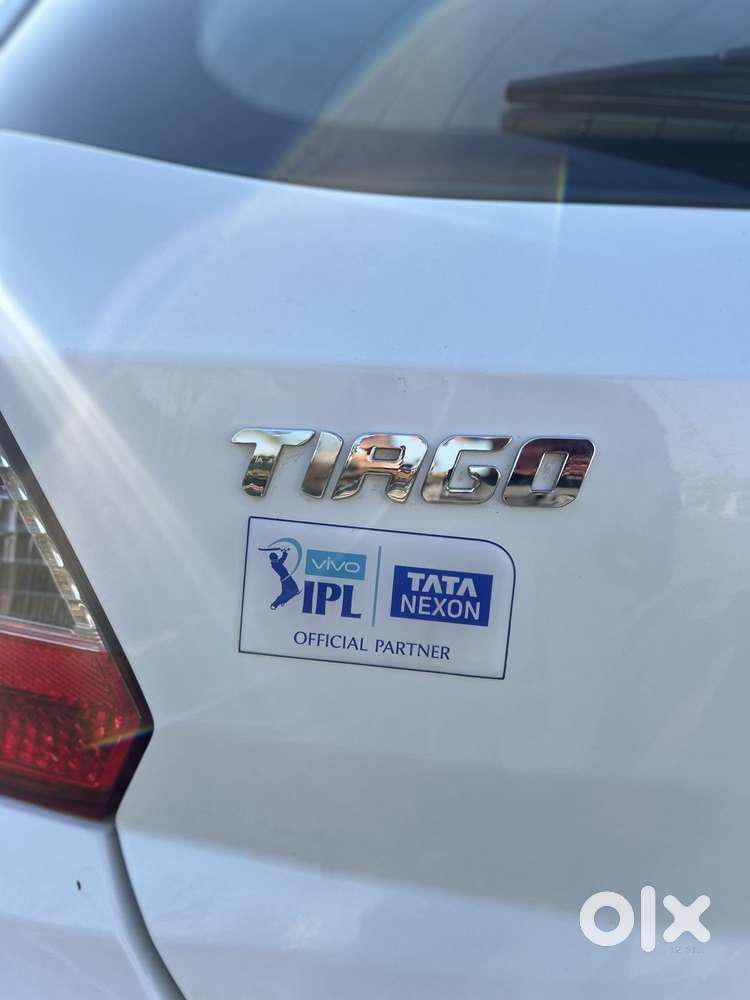 Tata Tiago 1.2 Revotron Xza Plus Amt, 2020, Petrol