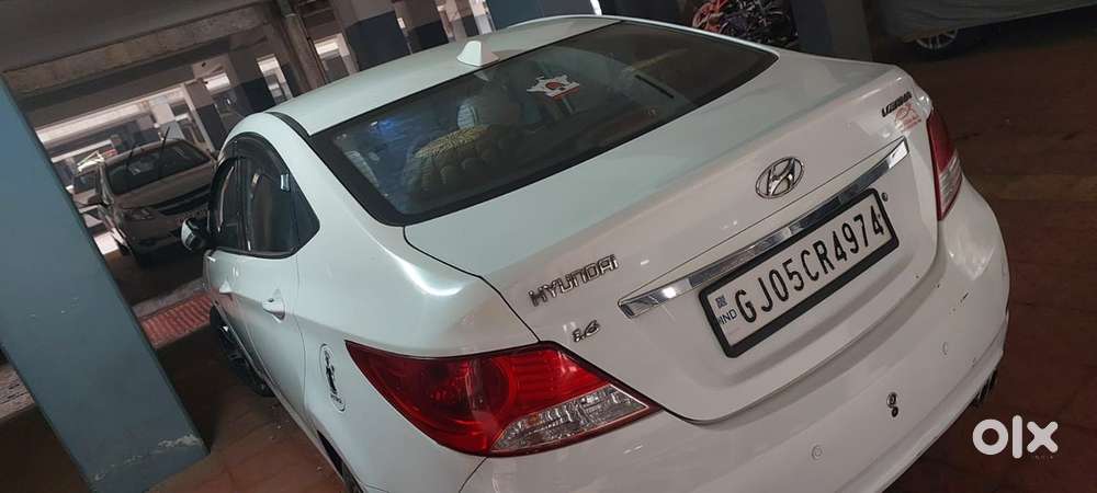 Hyundai Fluidic Verna 2011 Year