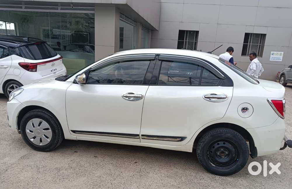 Maruti Suzuki Dzire 1.2 Vxi, 2018, Petrol