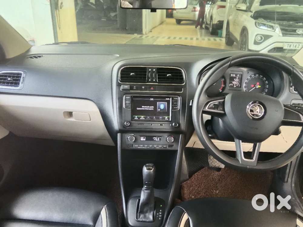 Skoda Rapid 1.0 Ambition Tsi At, 2021, Petrol