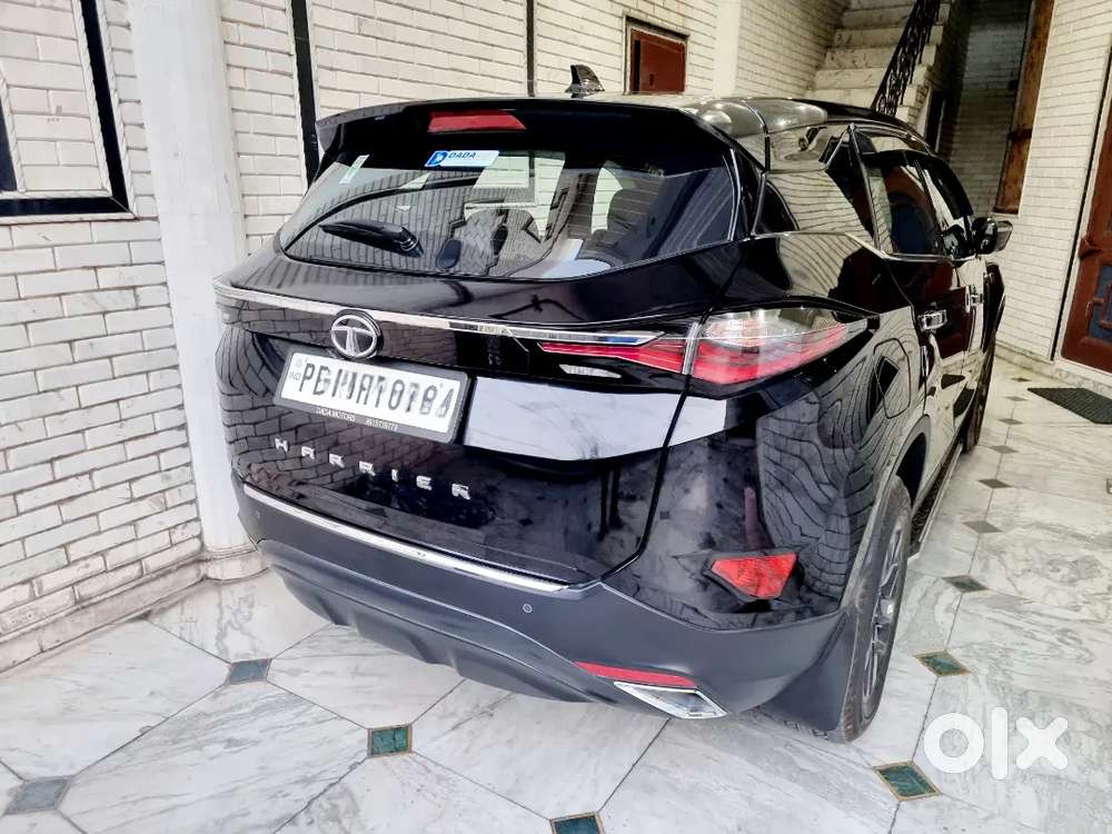 Show Room Condition,like New. Original All Things