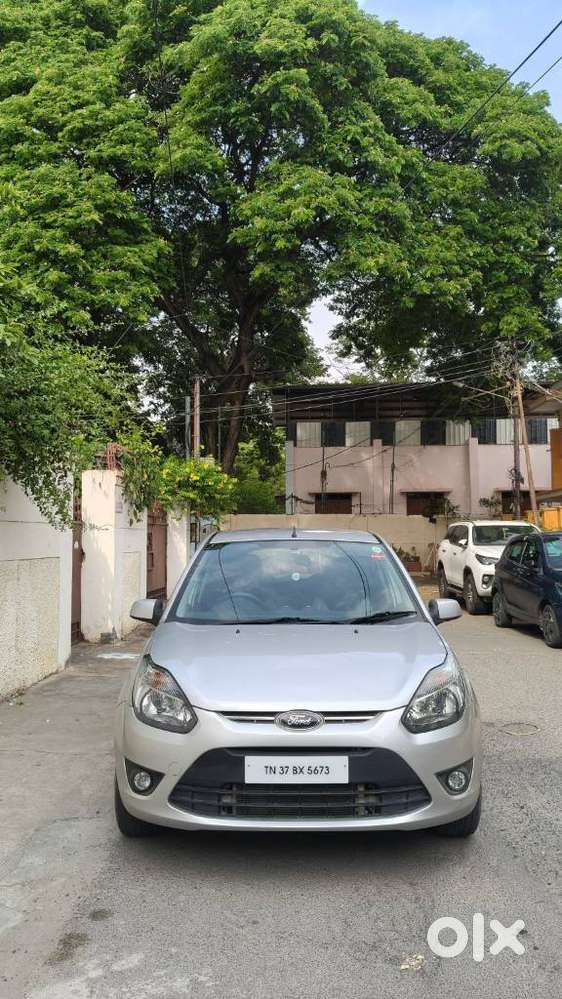 Ford Figo Petrol Zxi, 2012, Petrol