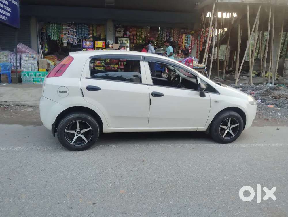 Rare Fiat Punto 1.3 Active Turbo Diesel Manual. R.c  Valid Till 2031.