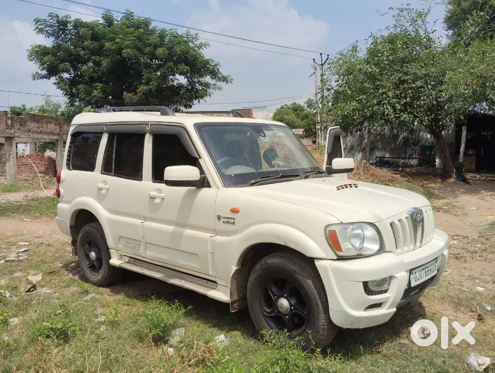 Mahindra Vision X 2012 Diesel Automatic