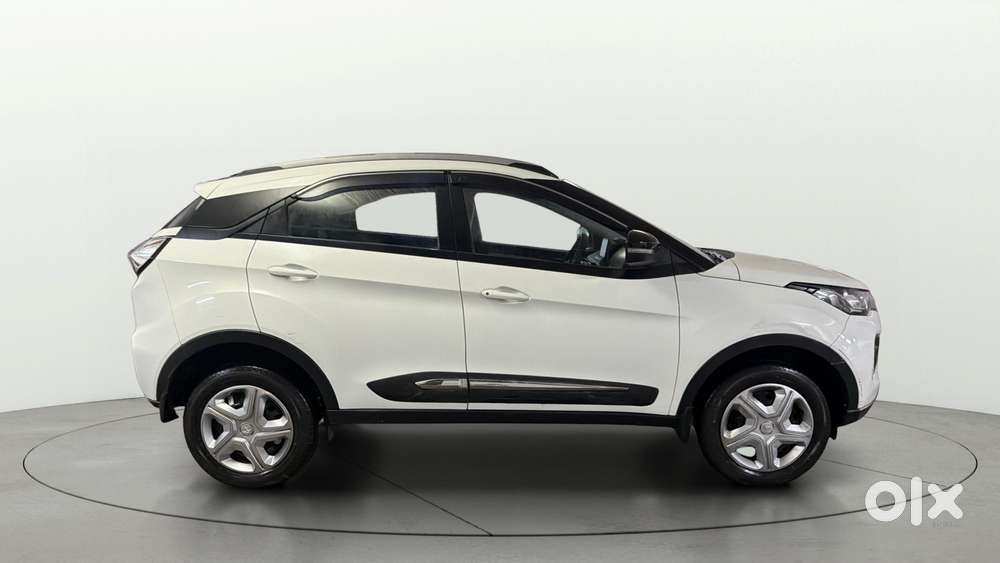 Tata Nexon 1.2 Revotron Xz, 2022, Petrol