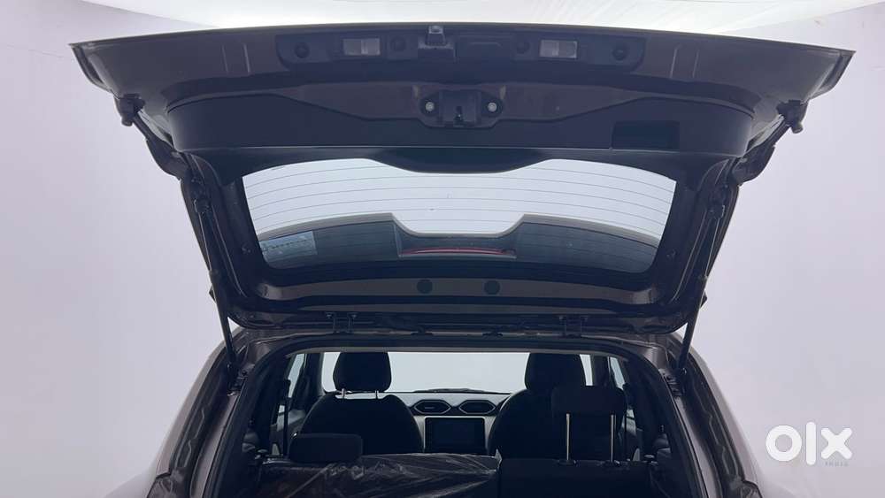 Nissan Magnite Xv Turbo, 2022, Petrol