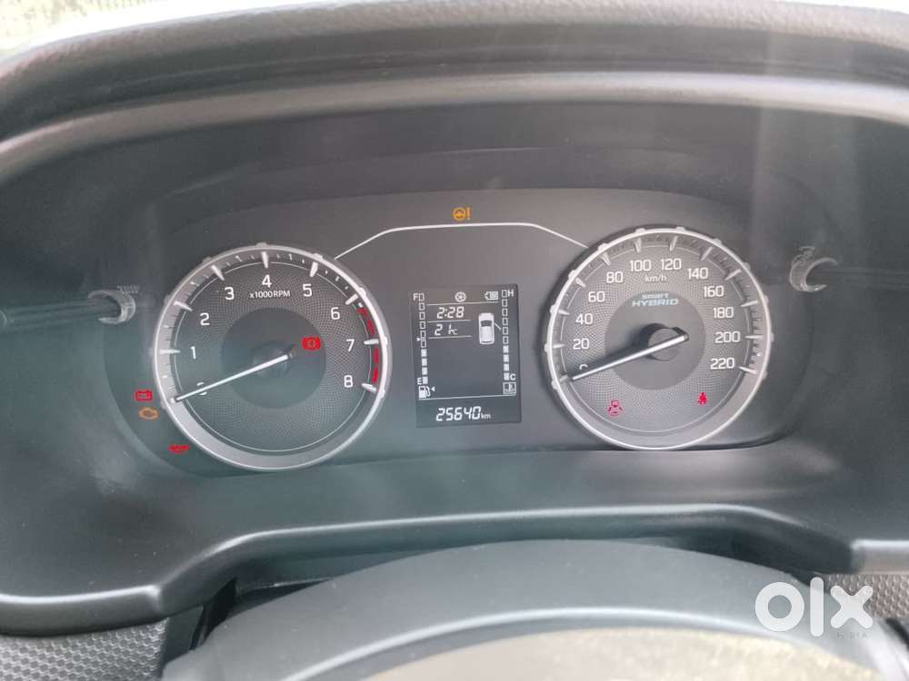 Maruti Suzuki Brezza 1.5 Vxi Smart Hybrid, 2022, Petrol