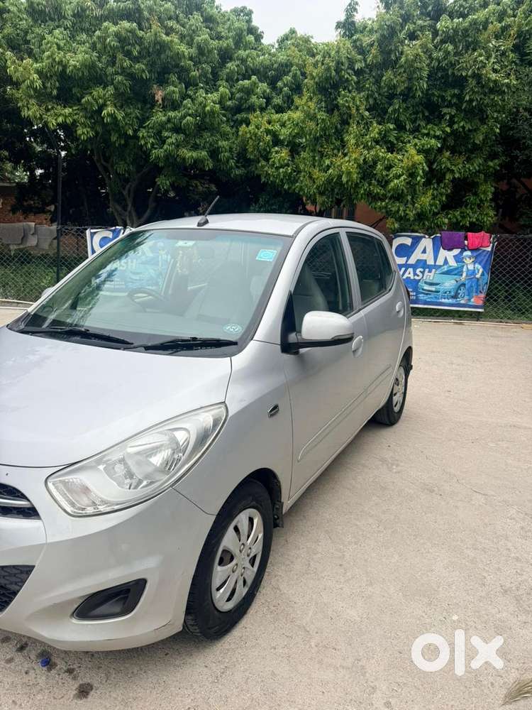 Hyundai I10 Sportz, 2011, Petrol